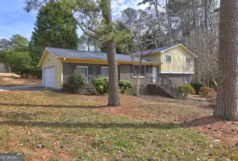 1533 Harbour Oaks Rd, Tucker, GA 30084
