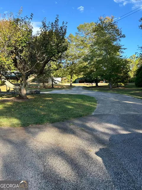 Exterior - 5550 Highway 212, Covington, GA 30016 photo 13 of 14
