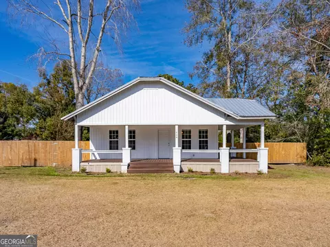 424 NW Central Ave, Blackshear, GA 31516 photo 2
