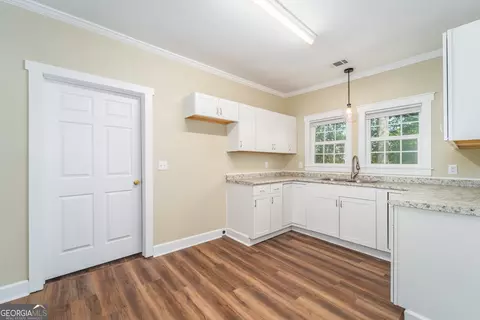 424 NW Central Ave, Blackshear, GA 31516 photo 17