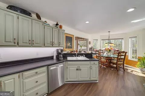 Kitchen - 469 Old Roanoke Rd, Lagrange, GA 30240 photo 3 of 4