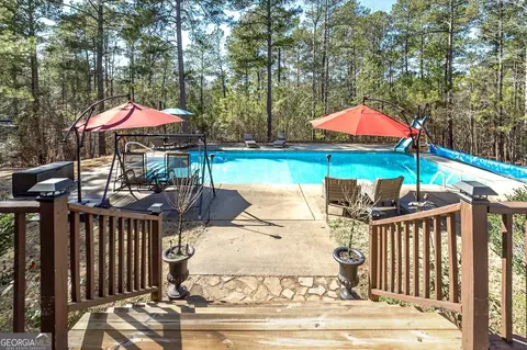Exterior - 469 Old Roanoke Rd, Lagrange, GA 30240 photo 7 of 17