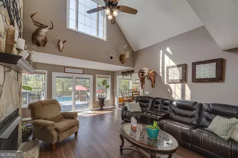 Living - 469 Old Roanoke Rd, Lagrange, GA 30240 photo 1 of 1