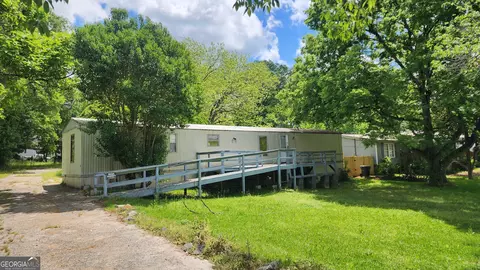 109 Helen Ln SW, Milledgeville, GA 31061