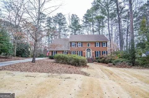 4122 Glen Meadow Dr, Peachtree Corners, GA 30092