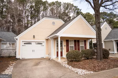 5055 Kathryn Glen Dr, Acworth, GA 30101