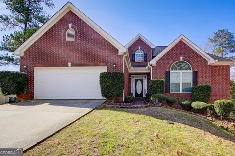 633 Herron Ct, Fairburn, GA 30213