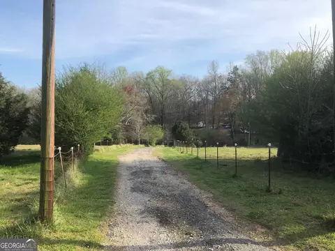840 Haggard Rd, Commerce, GA 30529