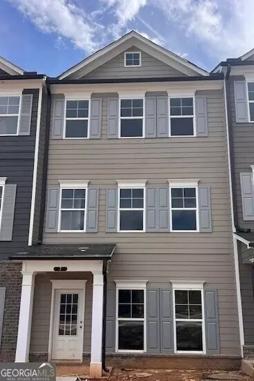 7 Mercury Ln #34, Newnan, GA 30265
