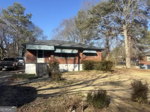 846 Laurel St, Forest Park, GA 30297