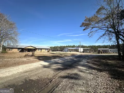 147 Ralph Hill Ln, Adel, GA 31620