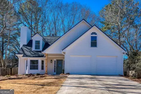 3025 Vicksburg Dr, Lawrenceville, GA 30044
