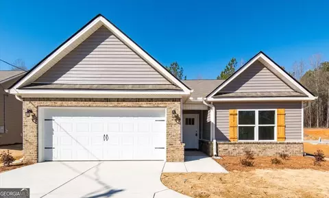 134 Allan Green Dr, Gray, GA 31032