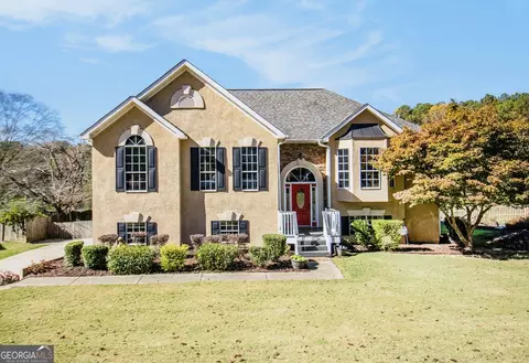 65 Southfield Dr, Newnan, GA 30265