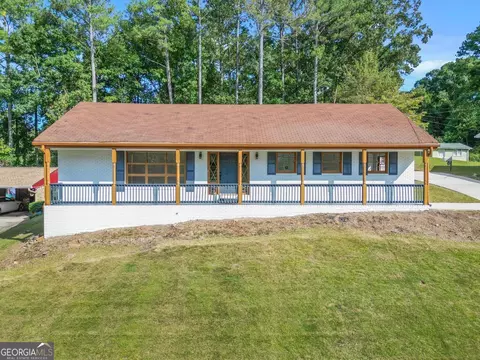 2815 Spain Dr, East Point, GA 30344