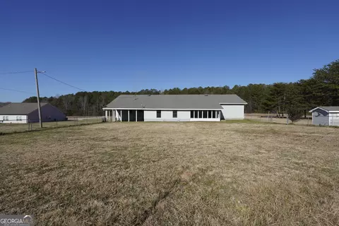 Exterior - 2011 Highway 36 E, Milner, GA 30257 photo 4 of 5