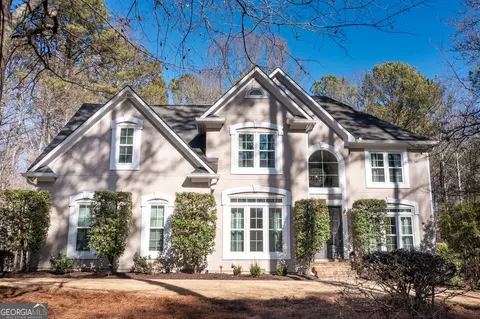 290 Stonehaven Dr, Fayetteville, GA 30215