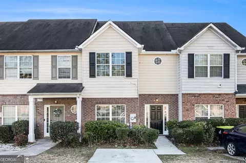 272 Brookview Dr, Riverdale, GA 30274