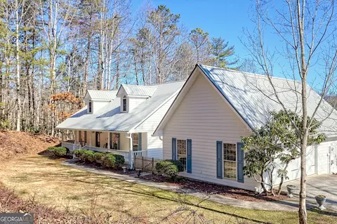 555 Bob Mark Trl, Rabun Gap, GA 30568