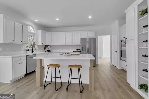 Kitchen - 155 Hedgewick Way, Tyrone, GA 30290 photo 1 of 8
