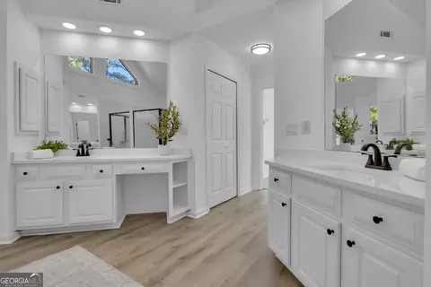Bath - 155 Hedgewick Way, Tyrone, GA 30290 photo 8 of 10