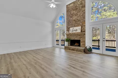 Living - 155 Hedgewick Way, Tyrone, GA 30290 photo 7 of 10