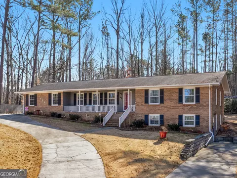 488 Oak St, Fayetteville, GA 30215