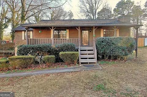 5801 Macedin Dr, Douglasville, GA 30135