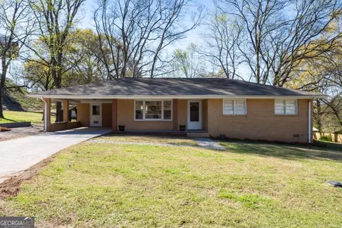 15 E Georgia Ave, Emerson, GA 30137