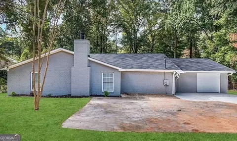 1351 Renee Dr, Decatur, GA 30035