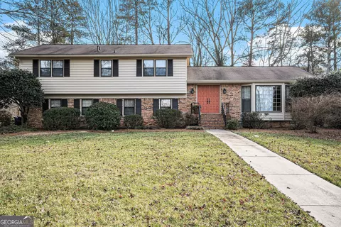 1519 Carnaby Ct, Dunwoody, GA 30338