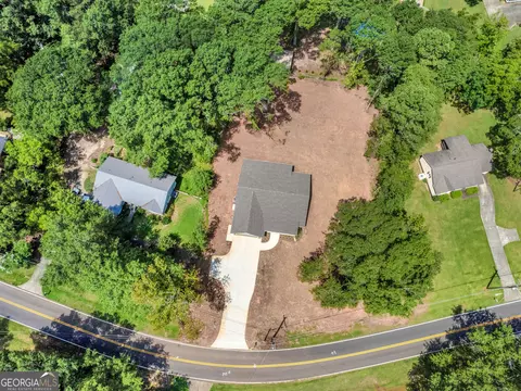 313 Redbud Dr, Barnesville, GA 30204 photo 6