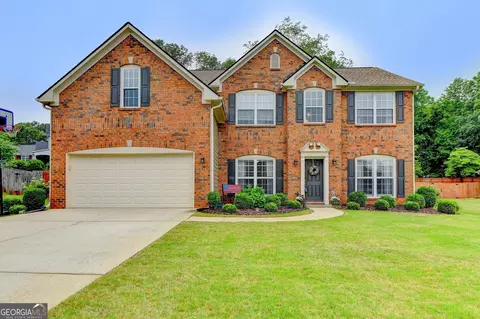 600 Beckenham Walk Dr, Dacula, GA 30019