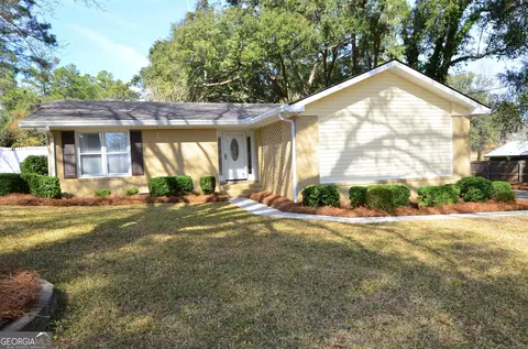 822 3rd Ave, Eastman, GA 31023