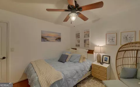 Bedroom - 565 Currahee Pt, Toccoa, GA 30577 photo 7 of 12