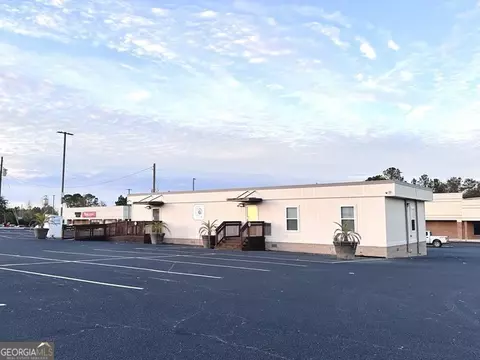 134 8th St, Mcrae-helena, GA 31055