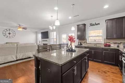 693 Python Dr, Atlanta, GA 30349 photo 10