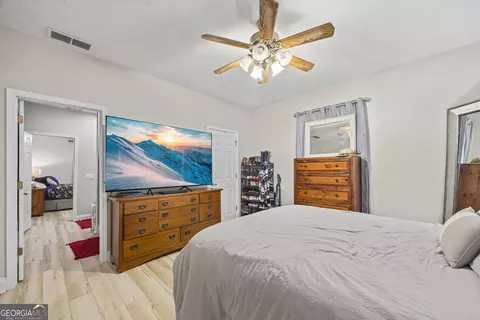 Bedroom - 2894 Chase Rd, Cornelia, GA 30531 photo 5 of 12