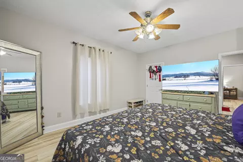 Bedroom - 2894 Chase Rd, Cornelia, GA 30531 photo 8 of 12