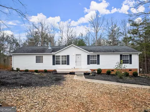 135 Cougar Dr, Cleveland, GA 30528