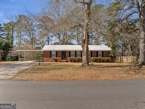 203 Fleming Dr, Bonaire, GA 31005
