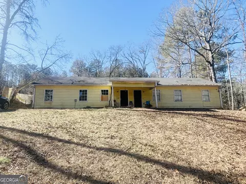 9295 Cedar Ridge Dr NW, Covington, GA 30014
