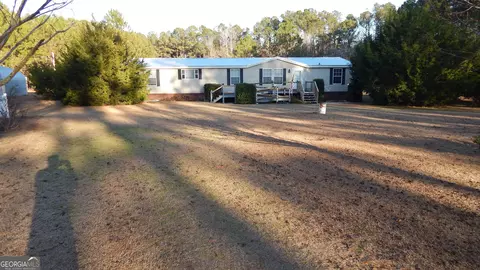 141 Cash Rd, Brooklet, GA 30415