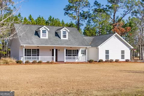 865 Smith Rd, Waycross, GA 31503