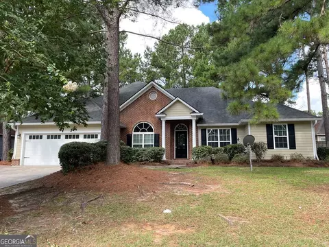 4334 Kenilworth Cir, Valdosta, GA 31605