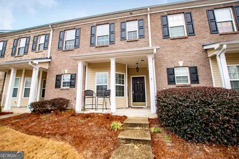 141 Mill Pond Xing L5, Carrollton, GA 30116 photo 2