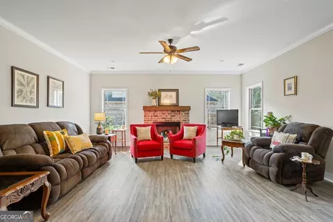 447 Barbara Ct, Forsyth, GA 31029 photo 13