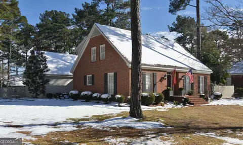 514 N Audubon Dr, Albany, GA 31707