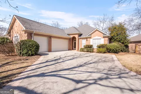 Exterior - 208 Fall Harvest, Centerville, GA 31028 photo 3 of 13