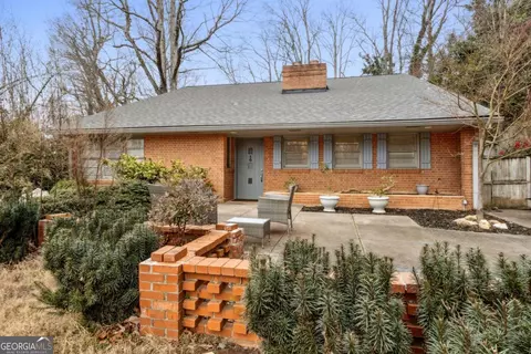 760 Hillside Dr, Gainesville, GA 30501